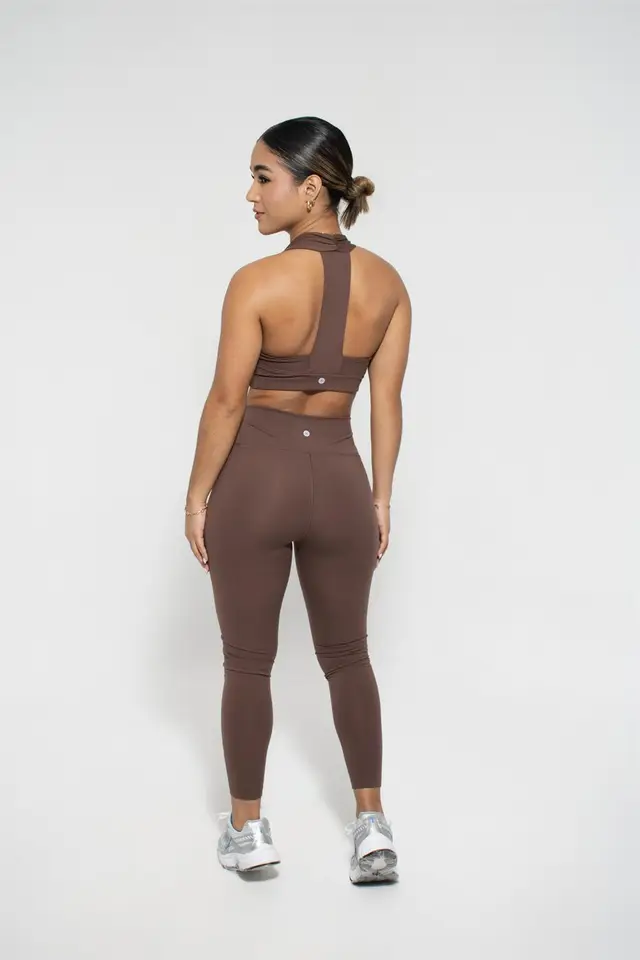 Legging Esencial en color Moka